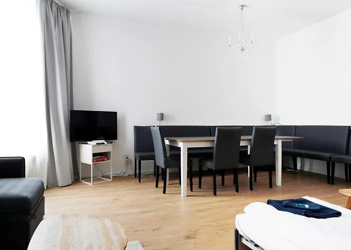 Greif By Rockchair L Superhost Status L 2 Bedrooms Boxspringbeds In Center - Cozy Family & Business Flair Welcomes You! * ברלין